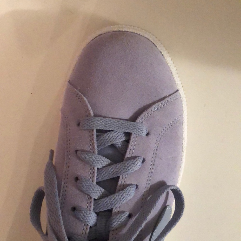 | Purple/Blue Nike’s | - Picture 3 of 8